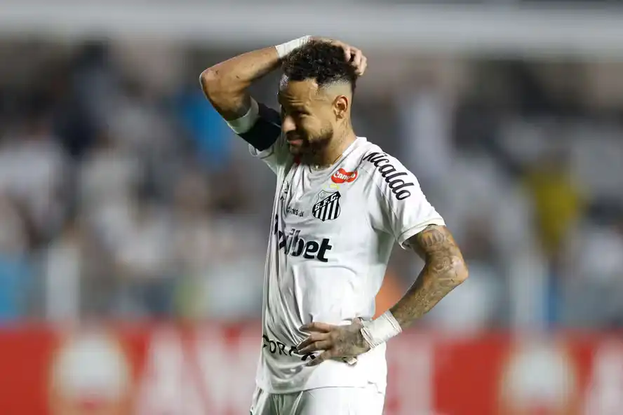 Imagem de Neymar tem lesão confirmada e pode perder estreia do Brasil na Copa do Mundo