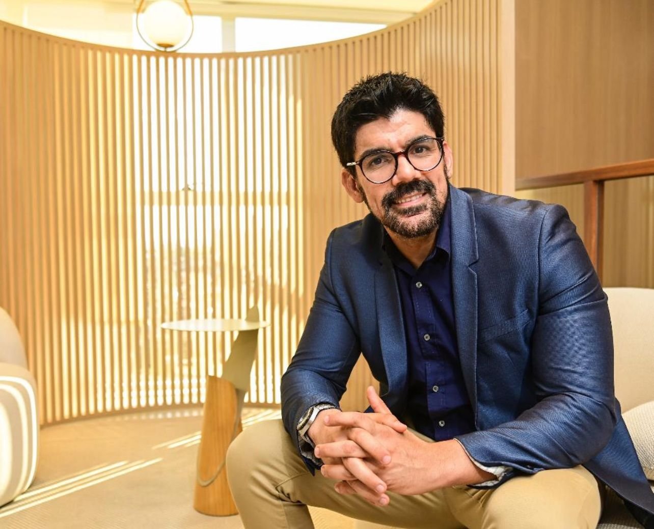 Imagem de Médico ortopedista com área de atuação em dor dá dicas para iniciar atividades físicas durante o verão de forma segura e saudável