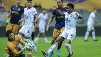 Imagem de Bahia empata com o Retrô e avança às quartas da Copa do Brasil