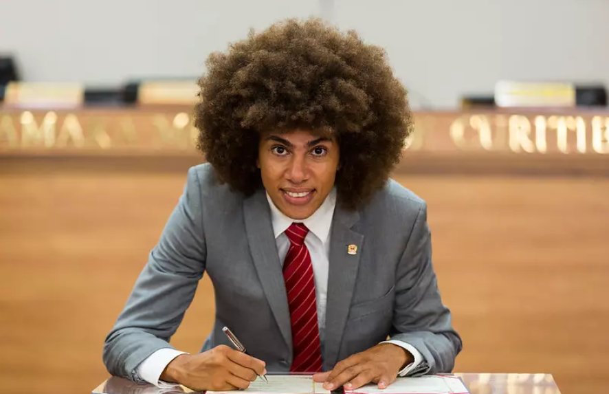 Imagem de Deputado do PT diz que a esquerda é racista: ‘Não quer perder votos’ 