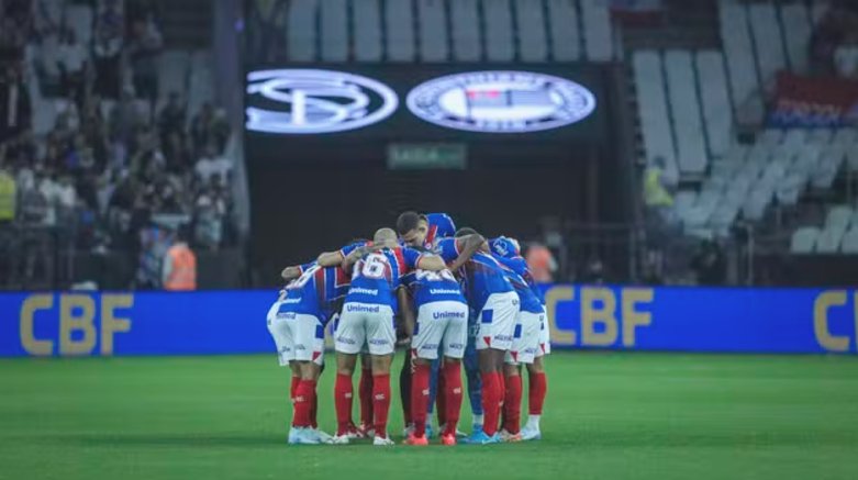 Imagem de Bahia é atropelado pelo Corinthians e comete erros de quem não merece Libertadores