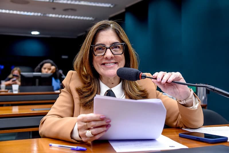 Imagem de Líder em produtividade na Bahia, deputada Rogéria destinou R$ 59 milhões em emendas