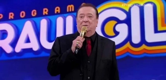 Imagem de Raul Gil é internado e passa por cirurgia em São Paulo