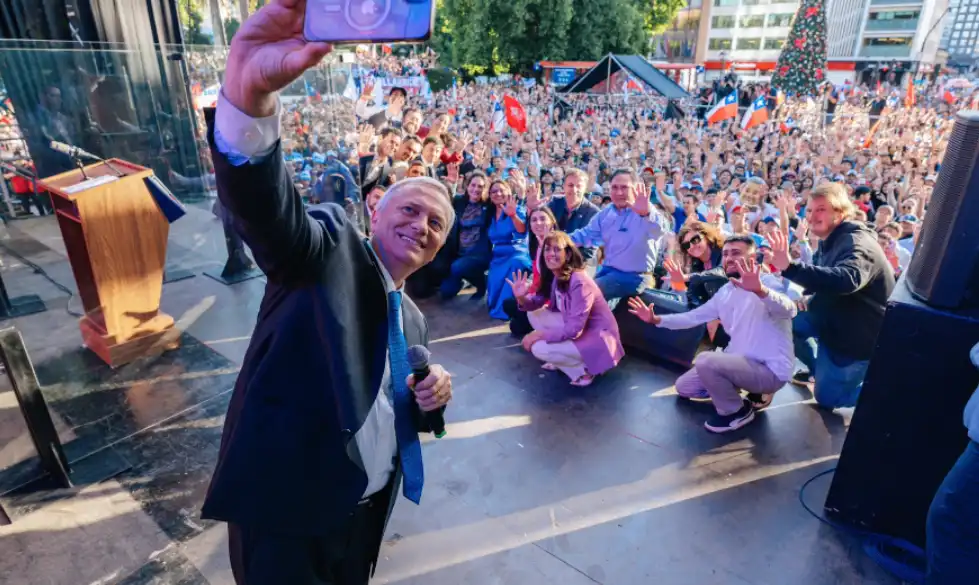 Imagem de Direita chilena vence eleição: José Antonio Kast é o novo presidente com quase 60% dos votos