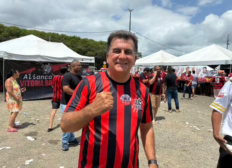 Imagem de Fábio Mota é reeleito presidente do Vitória com 85,95% dos votos