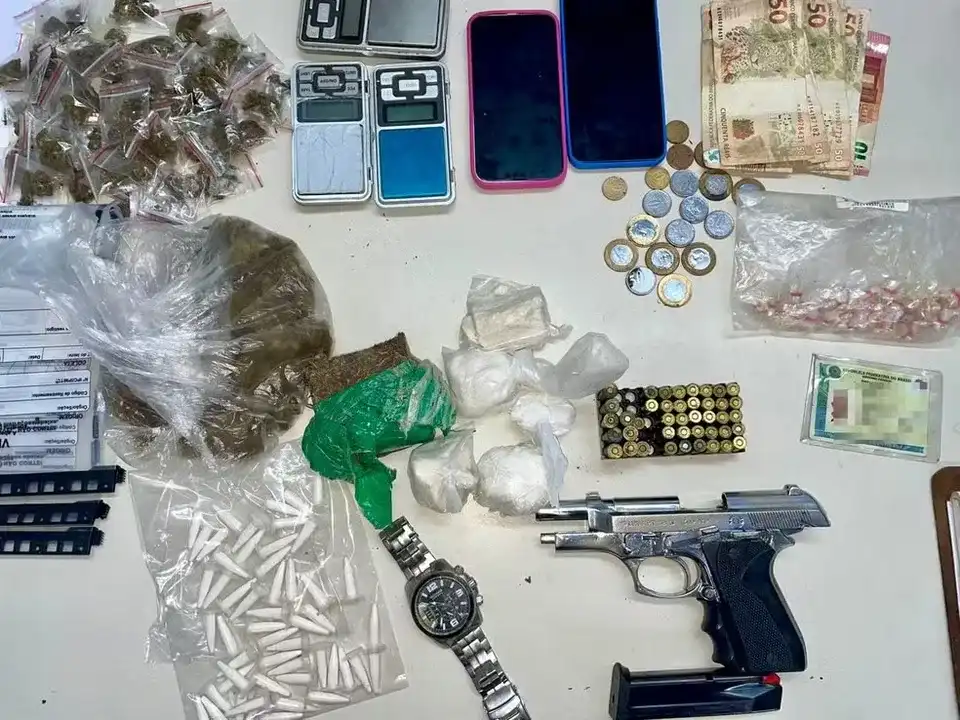 Imagem de Casal é preso por usar carrinho de queijo coalho para vender drogas em Salvador