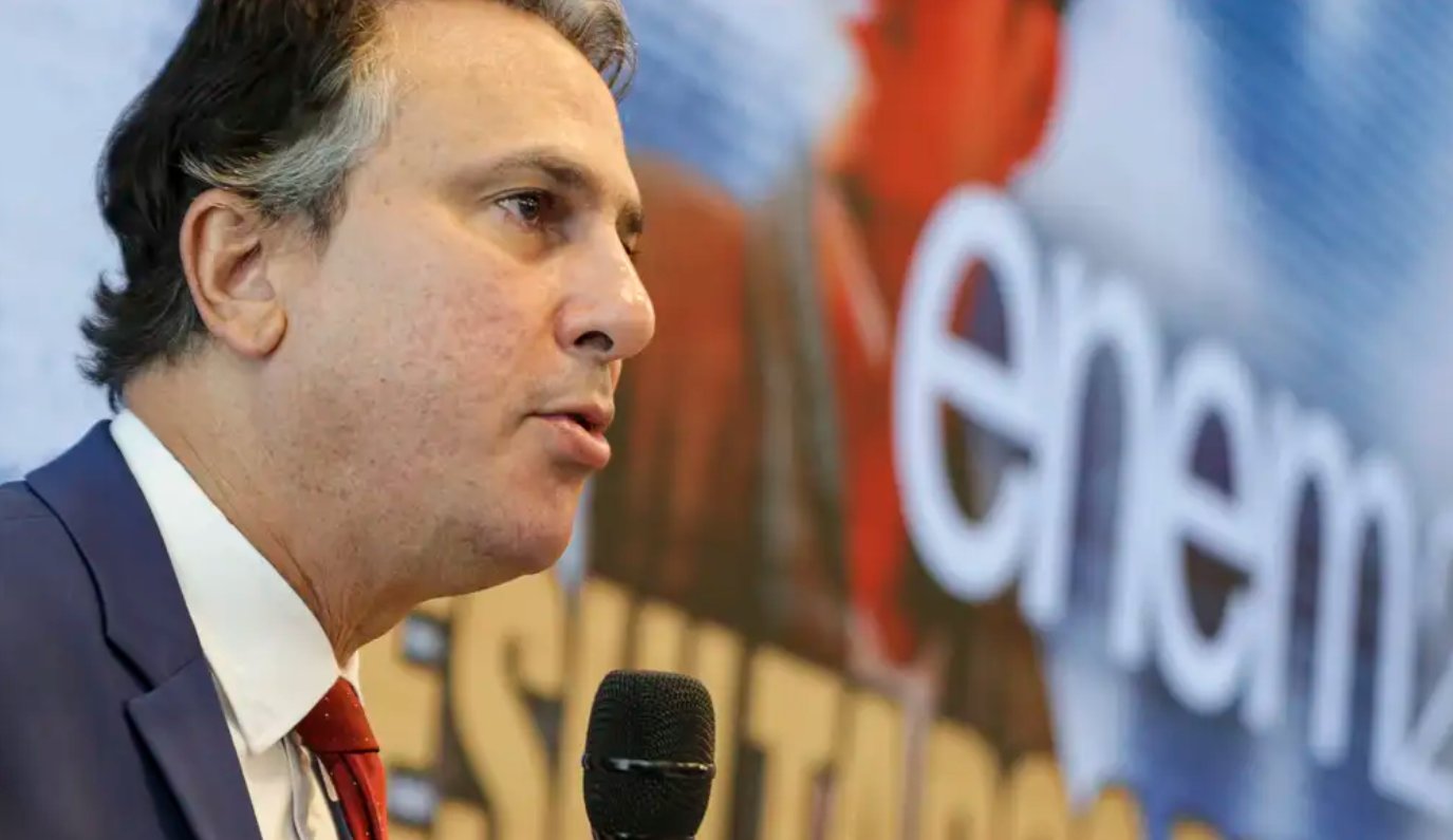 Imagem de Alunos do 3º ano vão receber incentivo financeiro para fazer Enem