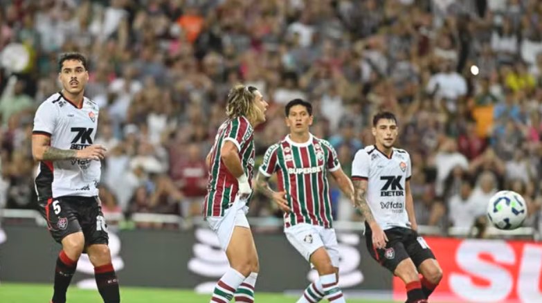 Imagem de Vitória arranca empate com o Fluminense no Maracanã