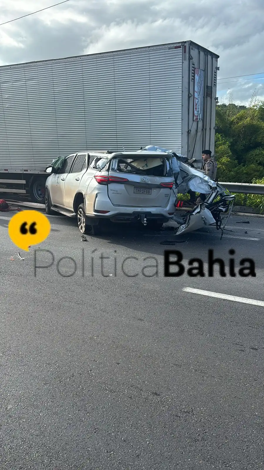 Imagem de Cantor Zau O Pássaro morre em grave acidente na BR-324, em Feira de Santana