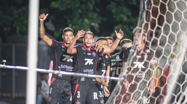 Imagem de Vitória vence o Ceará no Barradão e encurta distância para sair da zona de rebaixamento