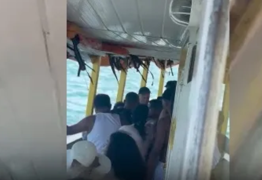 Imagem de Vereadores se envolvem em briga durante festa no mar