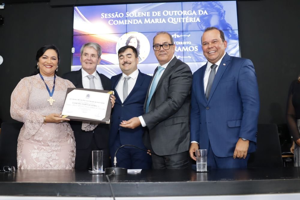 Imagem de Câmara concede a Medalha Maria Quitéria à juíza Rita de Cássia Ramos de Carvalho