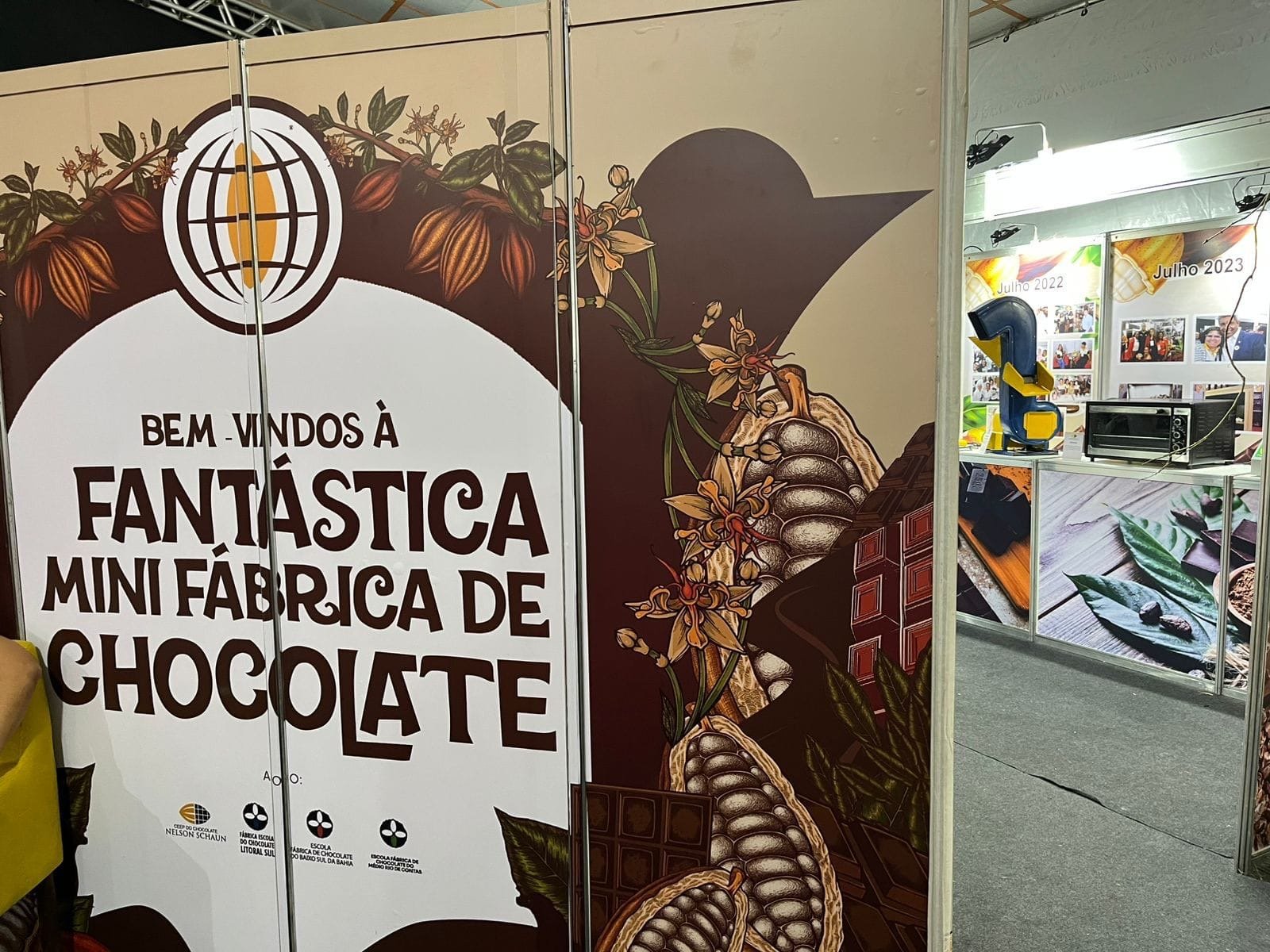 Imagem de Minifábrica de chocolate da rede estadual de ensino é atração no Chocolat Festival Bahia, em Ilhéus