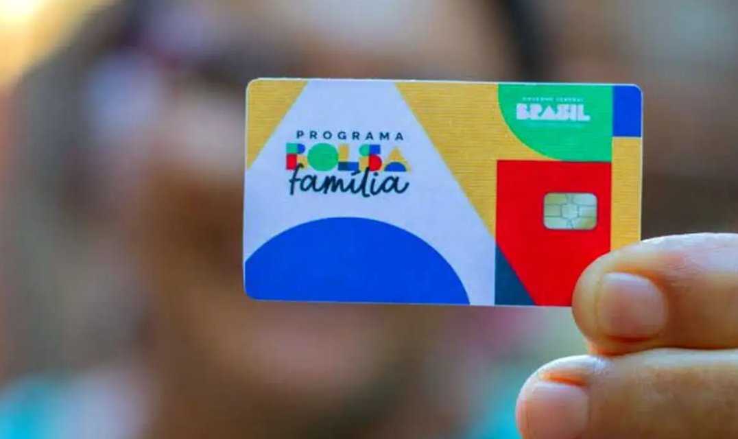 Imagem de TCU aponta que R$ 4,4 bilhões foram pagos a mortos pelo INSS e Bolsa Família