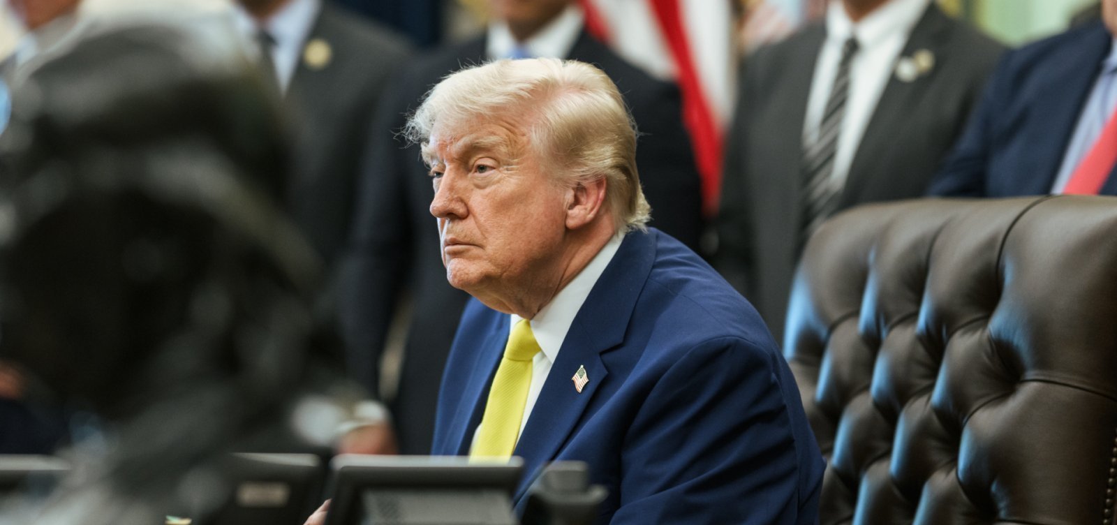 Imagem de Trump amplia pressão sobre Irã e ameaça punir países que mantiverem negócios
