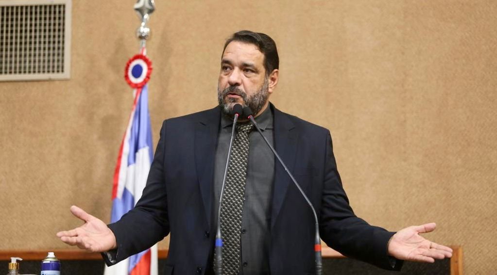 Imagem de Líder da Oposição cobra urgência do Governo nas ações de combate à seca na Bahia