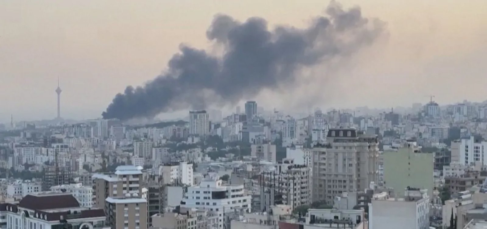 Imagem de Israel realiza novos ataques no sul do Líbano e tensão com Hezbollah aumenta