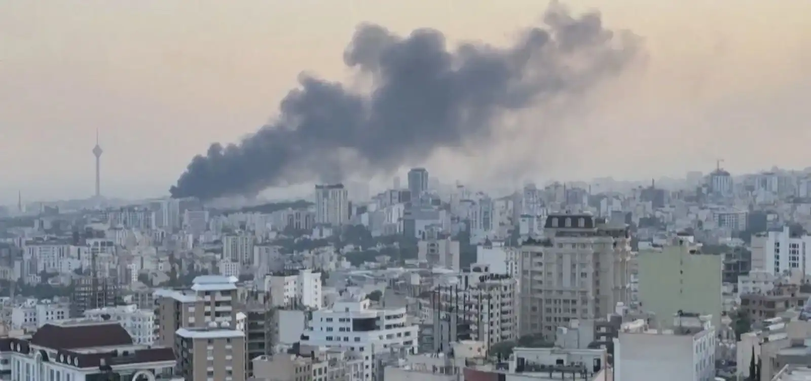 Imagem de Israel realiza novos ataques no sul do Líbano e tensão com Hezbollah aumenta
