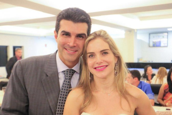 Imagem de Juiz cita ‘nepotismo’ e anula nomeação de esposa de Helder Barbalho para TCE do Pará