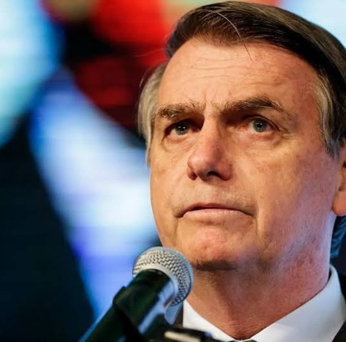 Imagem de PF indicia Bolsonaro e Eduardo por coação e tentativa de abolição do Estado Democrático