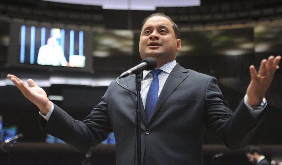 Imagem de Mendonça manda PF prender nº2 da Previdência e fazer buscas contra vice-líder do governo Lula