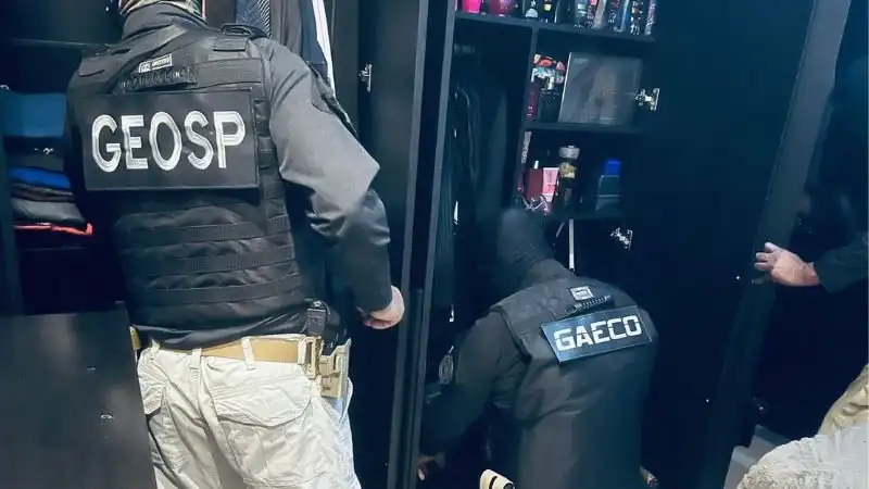Imagem de Operação mira policiais militares suspeitos de matar homem e tentar esconder provas em Brumado