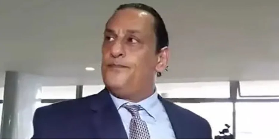 Imagem de Wassef diz que recomprou Rolex nos EUA para devolver à União e nega ter sido a mando de Bolsonaro