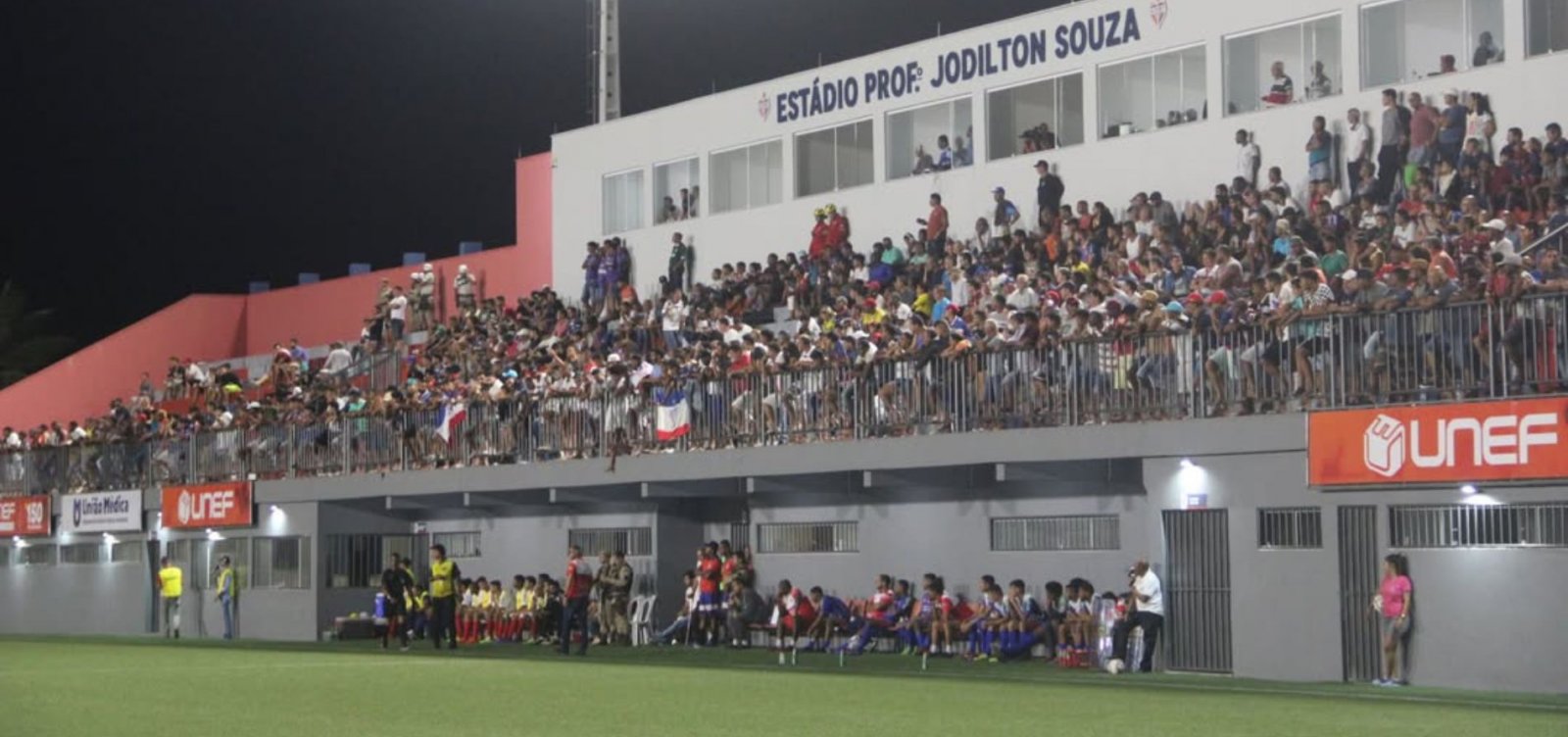 Imagem de Bahia de Feira x Bahia: onde assistir, horário e prováveis escalações pelo Campeonato Baiano 2026
