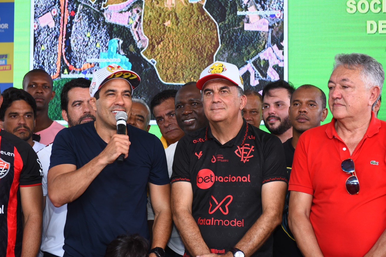 Imagem de Prefeitura inicia obra de estacionamento do Parque Canabrava que também será usado pelo Vitória e vai reduzir congestionamentos