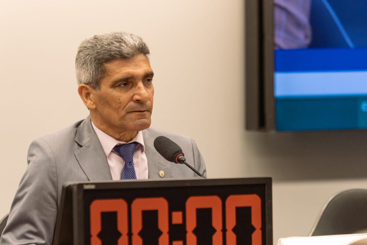 Imagem de Raimundo Costa busca apoio do MAPA para dar início as obras do mercado de peixe em Valença