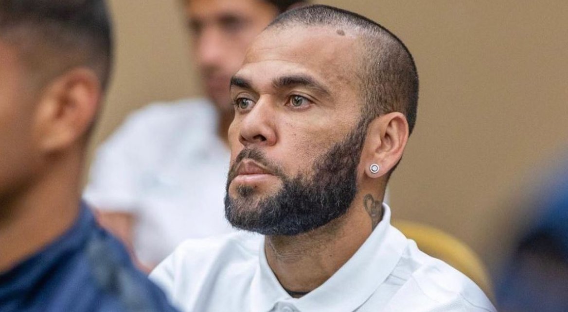 Imagem de Caso Daniel Alves: jogador é condenado a 4 anos e meio de prisão
