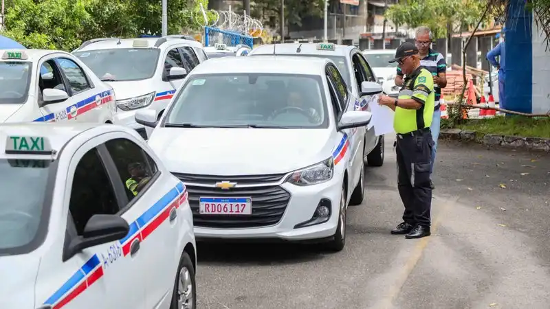 Imagem de Taxistas de Salvador têm até setembro para realizar vistoria obrigatória