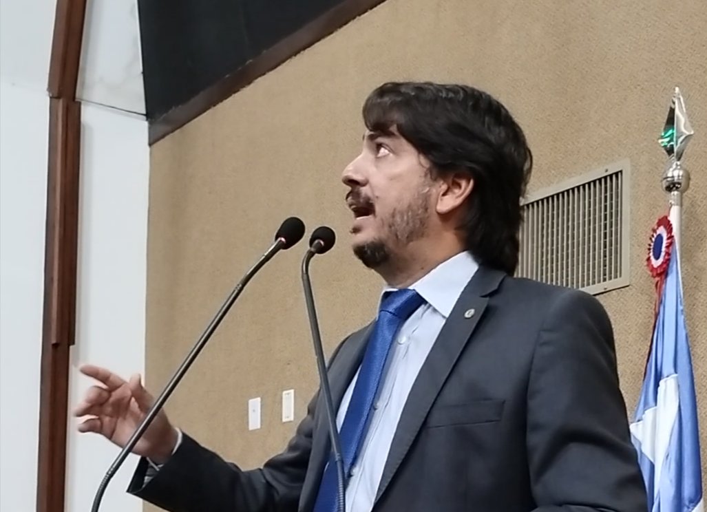 Imagem de Pedro Tavares pede que Governo atenda anseio da população de Itapetinga por construção do Hospital Regional na cidade