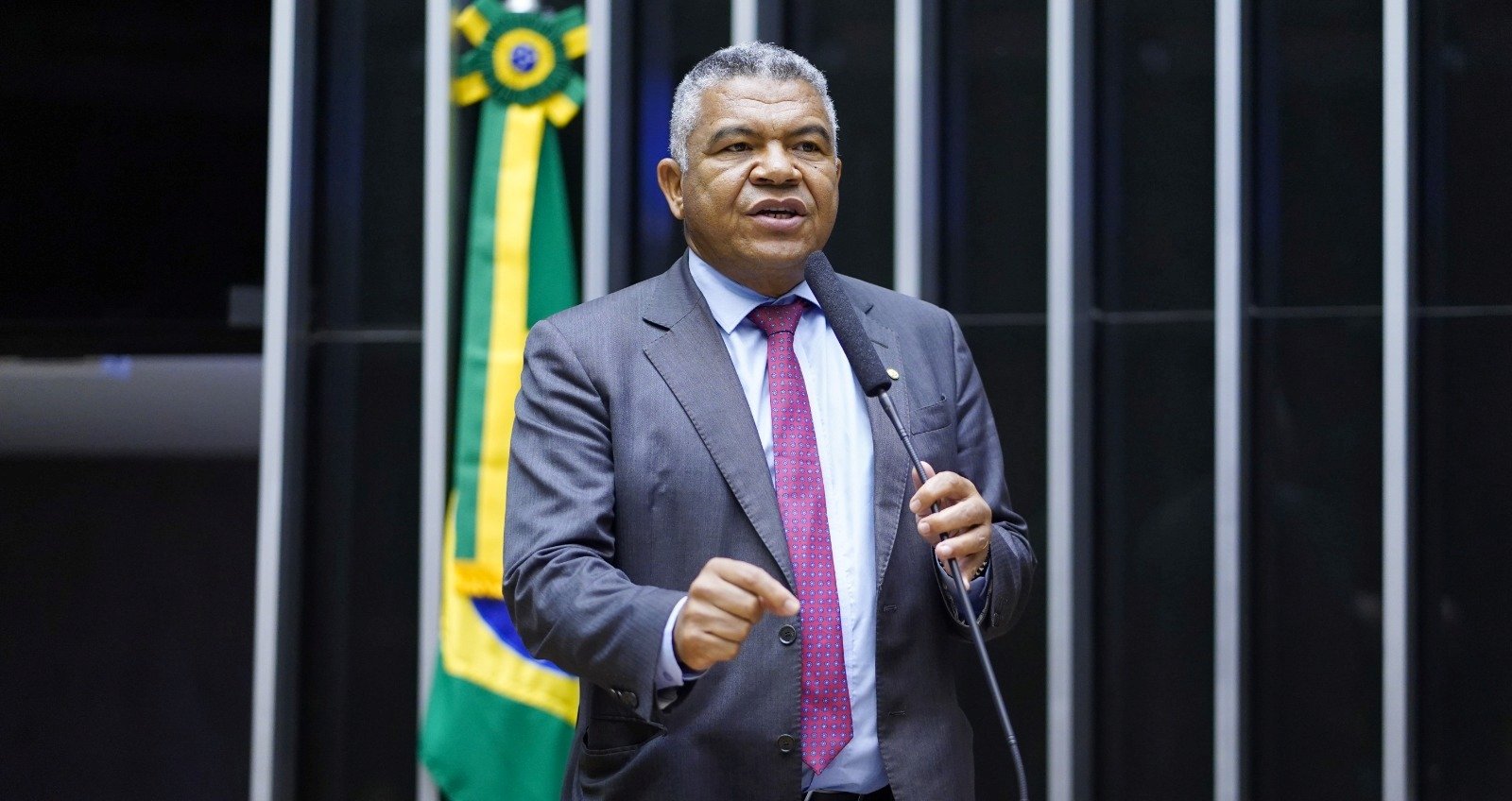 Imagem de Valmir Assunção é escolhido vice-líder do PT na Câmara Federal