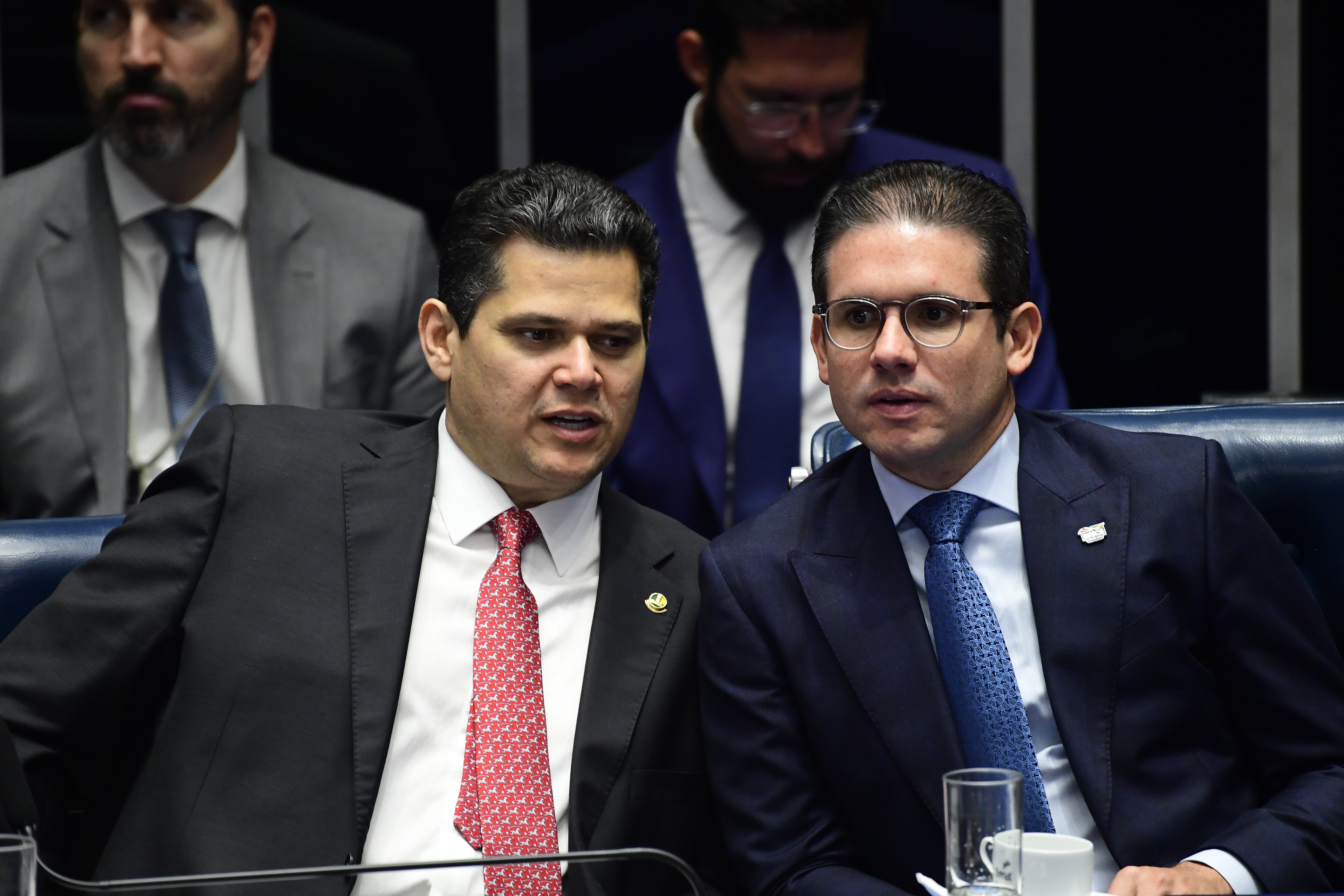 Imagem de Alcolumbre e Motta dizem que Congresso está pronto ao diálogo, mas citam Lei da Reciprocidade em nota após tarifaço