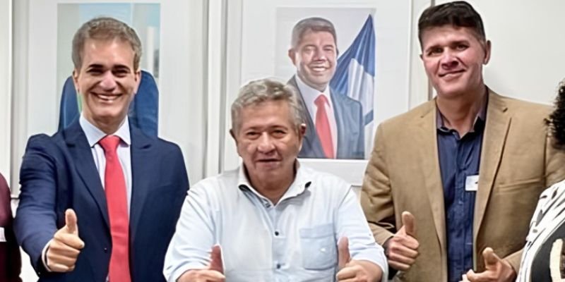 Imagem de Ex-prefeito de Itaberaba se reúne com deputado petista que propôs retirar o nome do irmão de hospital na cidade