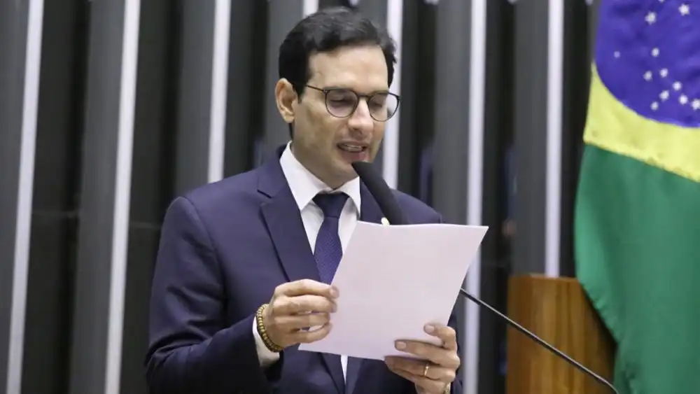 Imagem de 'Tivemos um dia muito baiano', diz Leo Prates após Senado avançar projeto que torna Salvador capital simbólica do Brasil no 2 de Julho