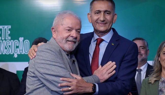 Imagem de Transparência Internacional critica posse de ministro de Lula condenado