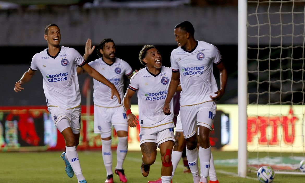 Imagem de Copa do Brasil: Bahia se classifica com goleada sobre Jacuipense