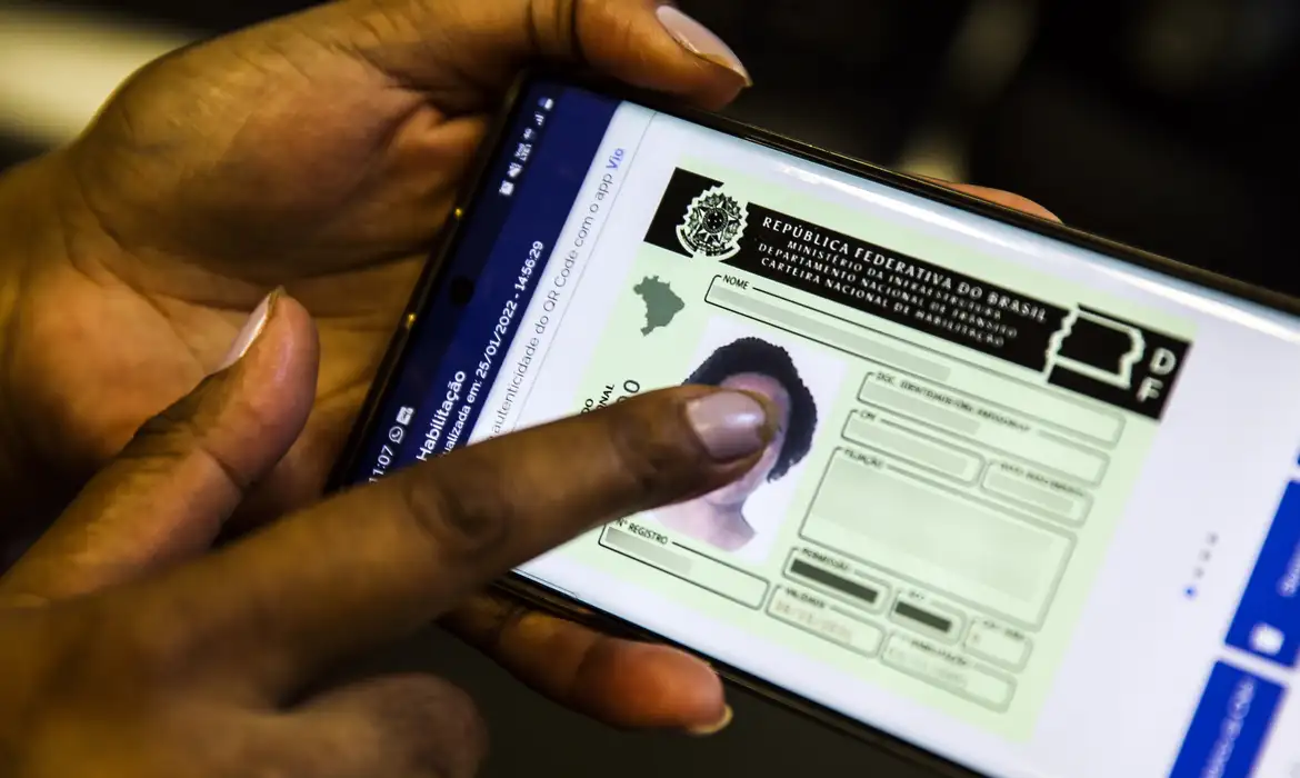 Imagem de Associação alerta para riscos após alteração nas regras de trânsito