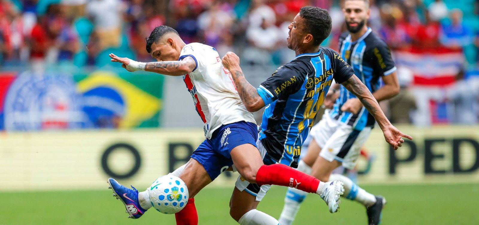 Imagem de Bahia empata com o Grêmio na Fonte Nova e amplia jejum sem triunfos