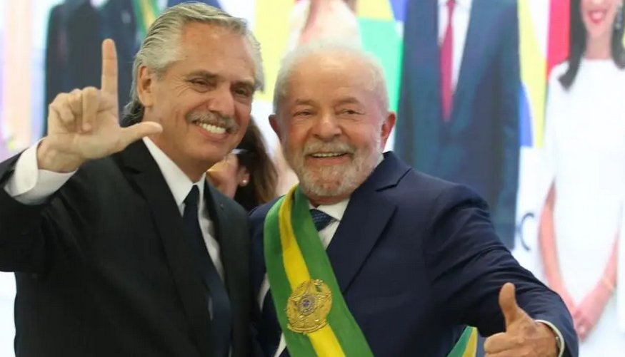 Imagem de Brasil vai propor empréstimo para socorrer Argentina 
