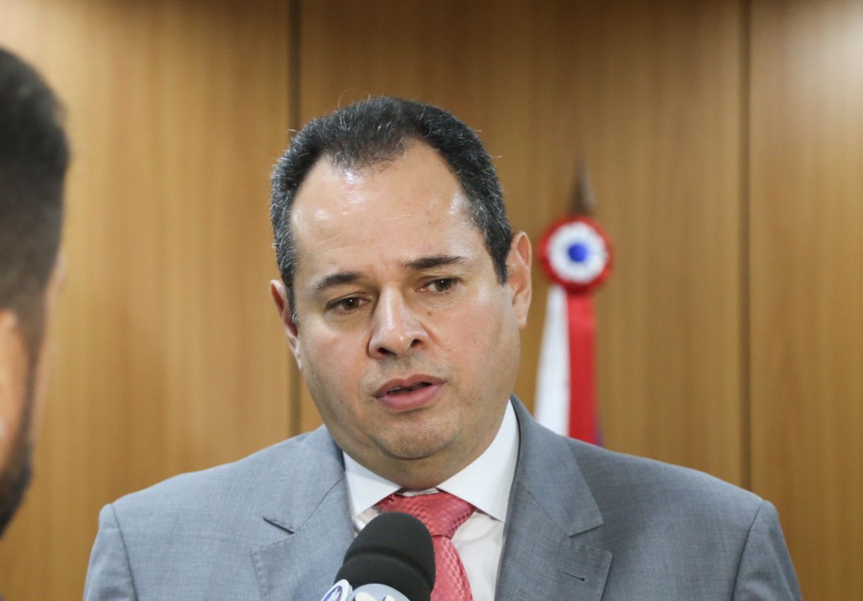 Imagem de “Fragilizado é Jerônimo que já enfrenta rumores de substituição porque sua candidatura não conseguiu se firmar”, diz Nelson Leal ao rebater Rosemberg Pinto