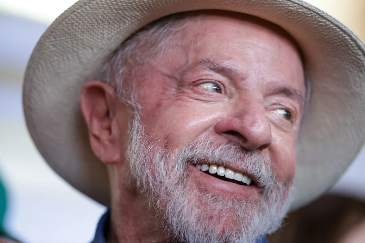 Imagem de Lula diz que dará maracujá e jabuticaba de presente para “acalmar” Trump