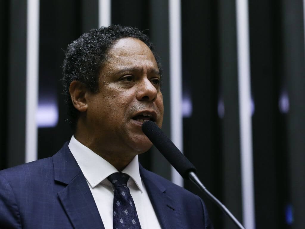 Imagem de Orlando Silva acaba com ‘órgão regulador’ no Projeto da Censura