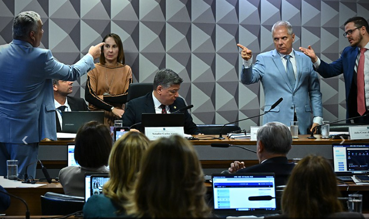 Imagem de Alessandro Stefanutto, ex-presidente do INSS, nega fraude e aponta o culpado