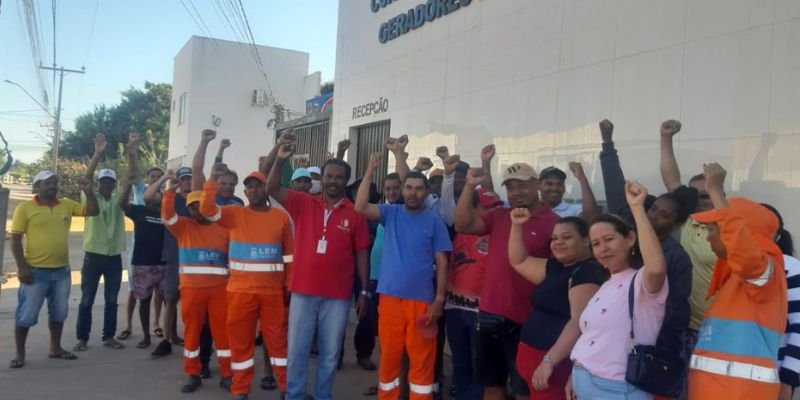 Imagem de Ex-funcionários da Locfort e Paraguaçu cobram verbas rescisórias em Luís Eduardo Magalhães