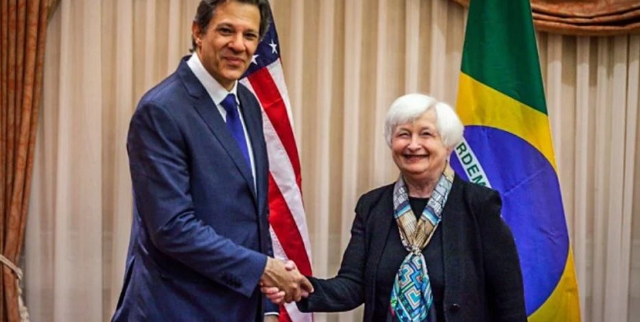 Imagem de Para socorrer a Argentina que está em crise, Haddad pede ajuda aos EUA