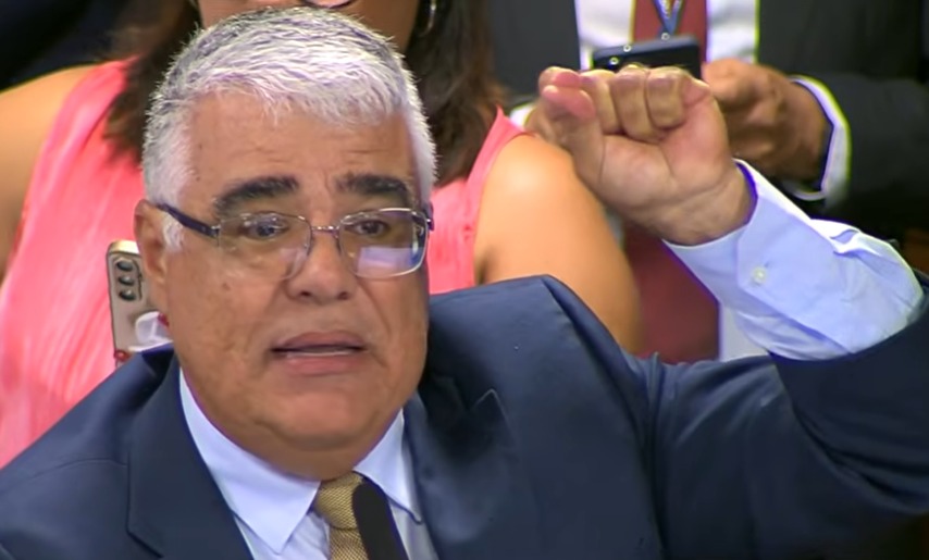 Imagem de Girão diz que família de Lula ‘está toda enrolada com roubo’