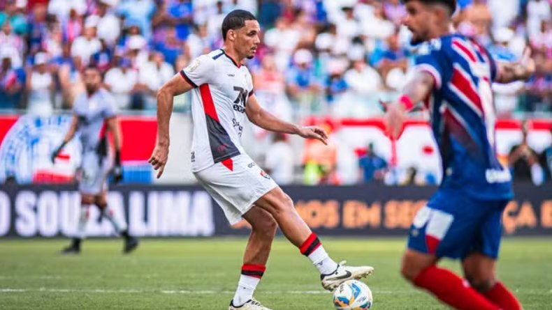 Imagem de Lucas Arcanjo é decisivo e segura empate no Ba-Vi 500